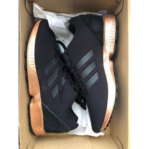 NEVER WORN Adidas ZX FLUX SHOES